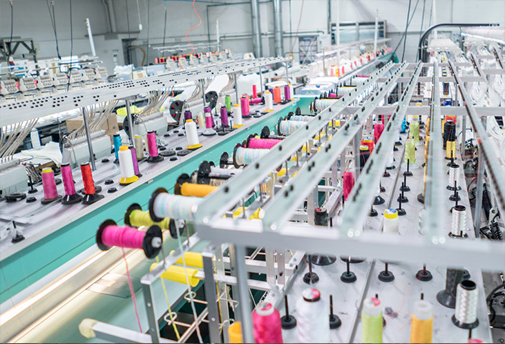 Soluções de pesagem para as indústrias de papel, têxtil e curtumes